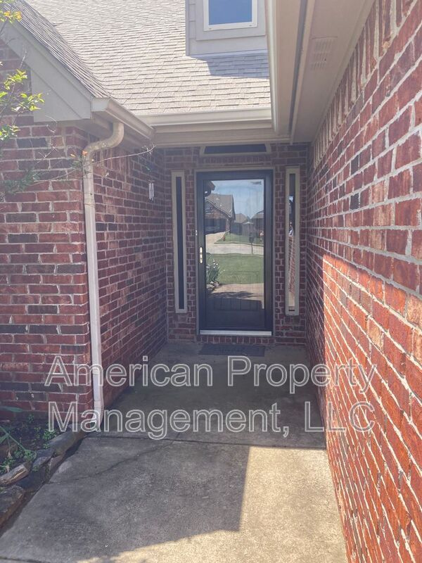 Foto del edificio - 15624 S Birch Ave