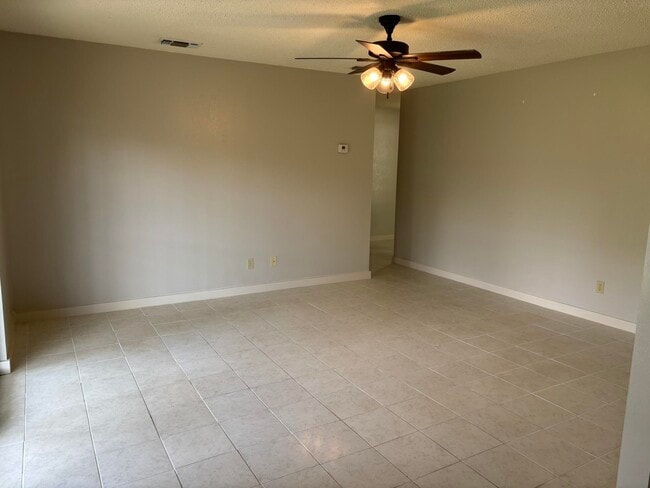 Foto del edificio - 213 S Dakota St