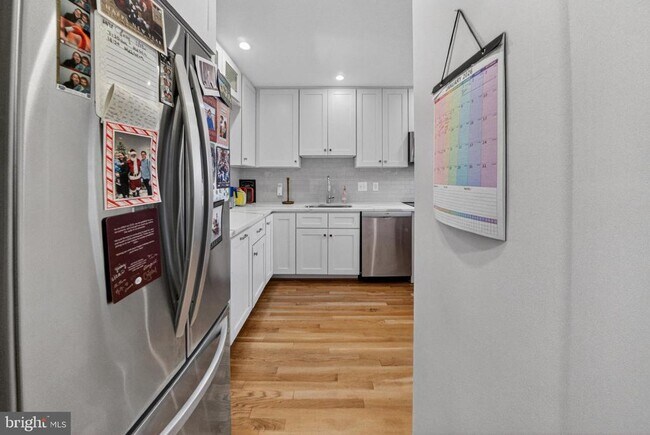 Foto del edificio - 4453 Westover Pl NW