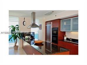 Building Photo - 1830 S Ocean Dr