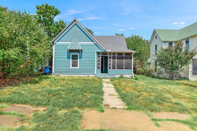 Primary Photo - 925 W Nelson St