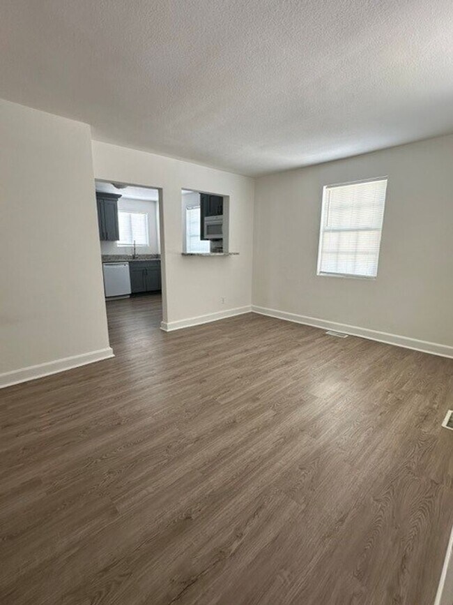 Foto del edificio - 1033 E Ocean View Ave