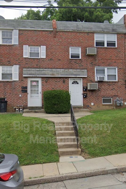 Primary Photo - 112 Bridge St