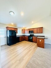 Building Photo - 926 Delphinus Pl