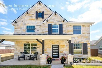 Building Photo - 225 Villars Dr
