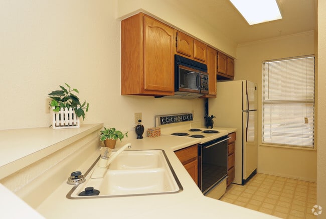 2BR,2.5BA-B2.5 - Parkridge Place Apartments