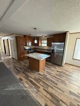 Building Photo - 1322 Cambridge Ln