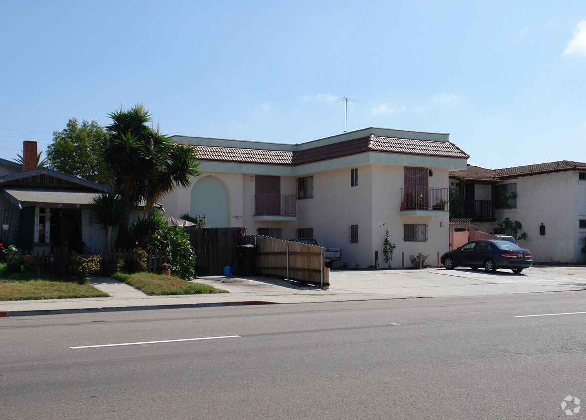 Primary Photo - 4139 43rd St
