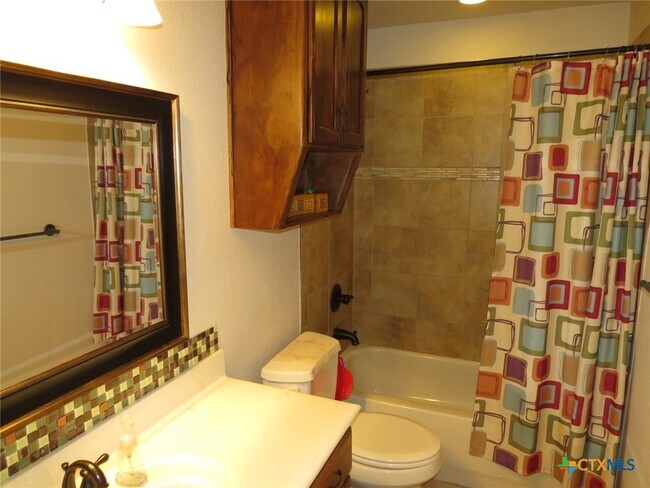 Foto del edificio - 2505 Mugho Dr