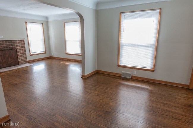 Foto del edificio - 2 br, 1 bath House - 3743 Knox Avenue N