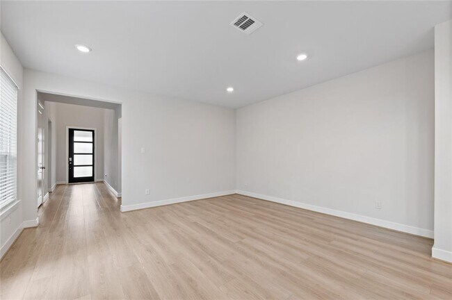 Building Photo - 8422 Harrington Grv Trl