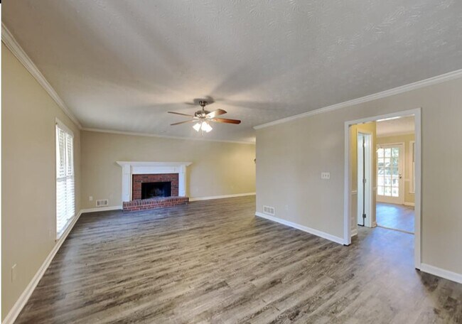 Foto del edificio - 1904 Pond Ridge Ct