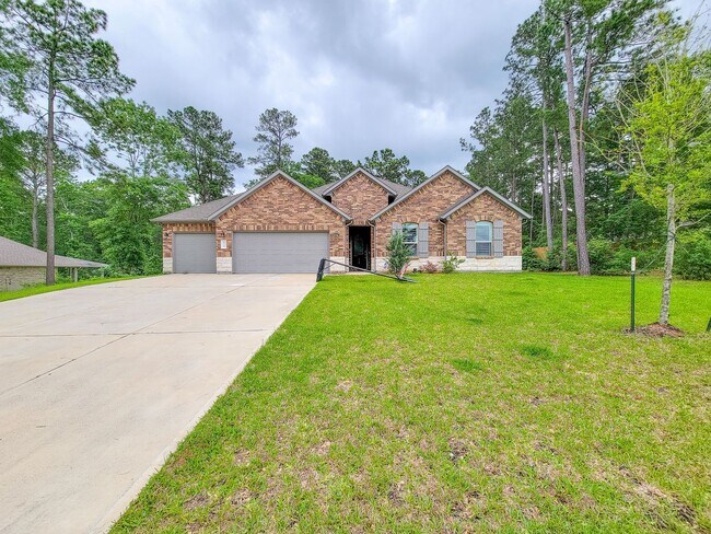 Foto del edificio - BEAUTIFUL 4 BEDROOM 2 BATH HOME WITH ALL THE UPGRADES ON 1 ACRE LOT IN NEW WAVERLY, TEXAS