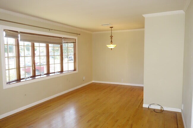 Foto del edificio - 117 Waverly St