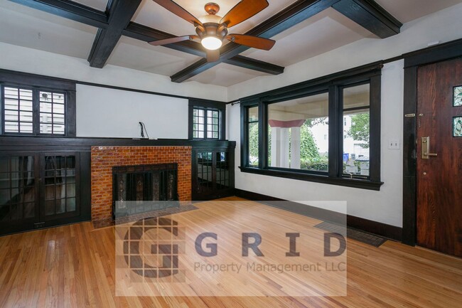 Charming 2 Bedroom Craftsman off of SE Div... - Charming 2 Bedroom Craftsman off of SE Div... House