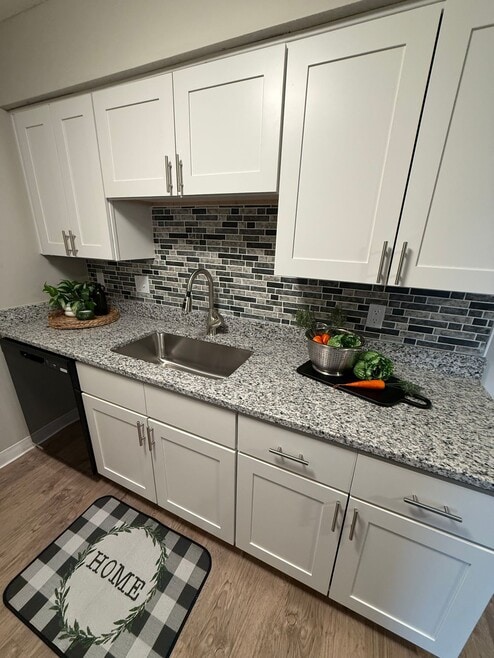 Updated Kitchen! - Bellevue Hills Apartment Homes