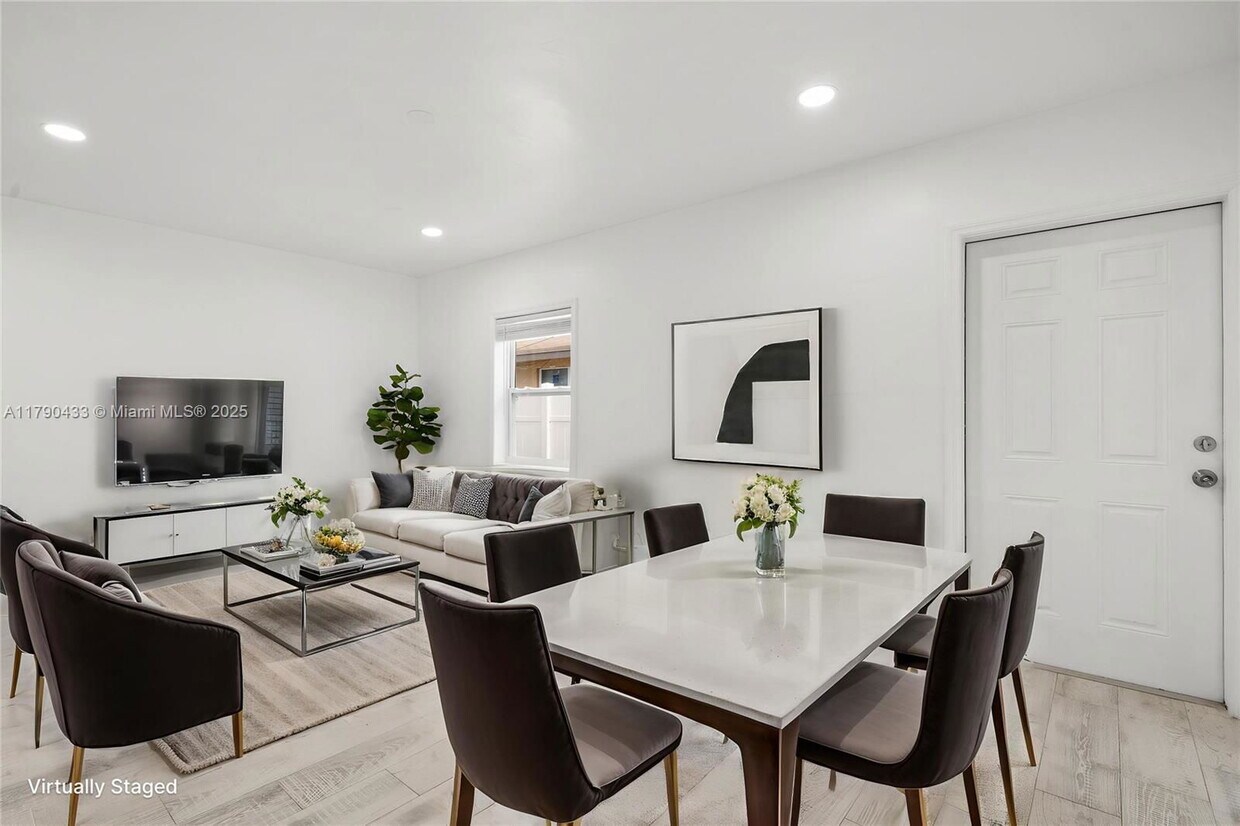Foto principal - 1041 NE 9th Ave