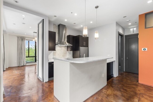 Building Photo - 36 A St