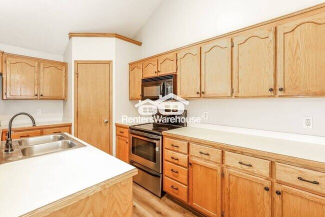 Foto del edificio - 3 Bedroom / 2.5 Bath in Liberty.