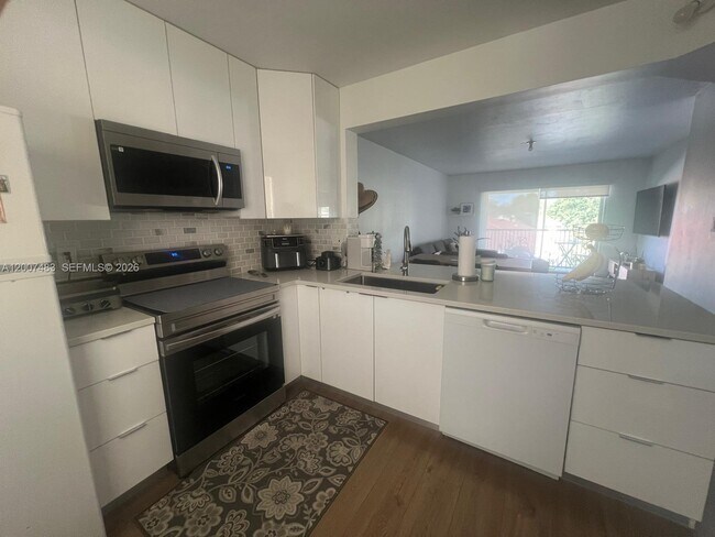 Foto del edificio - 2369 NW 89th Dr