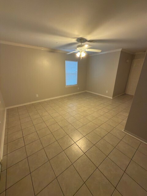 Foto del edificio - 6401 Skyline Dr