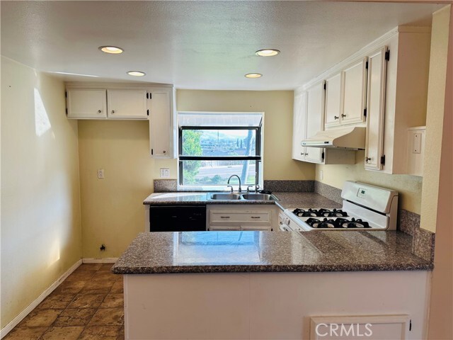 Building Photo - 3627 Cottonwood Cir