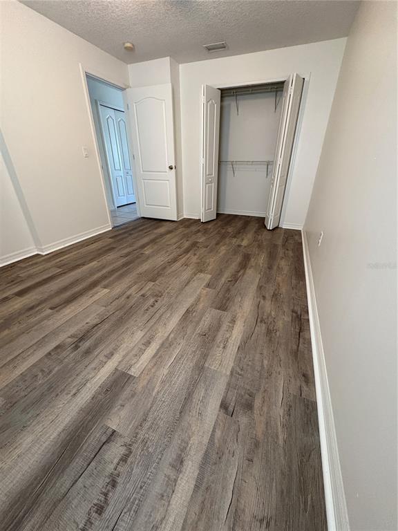 Foto del edificio - 99 Fieldstone Ln