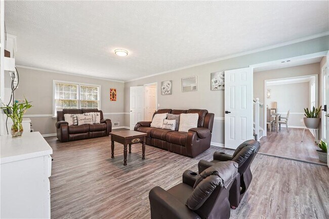 Foto del edificio - 978 Gwens Trail SW