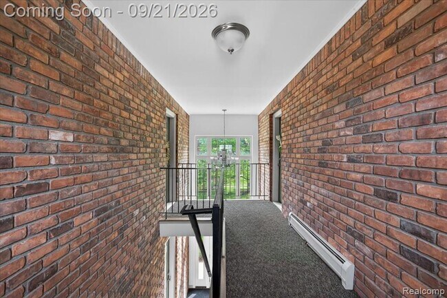 Foto del edificio - 454 Romeo Rd