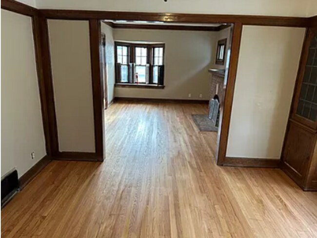 Foto del edificio - 1325 N 39th St