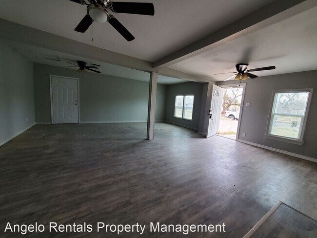 Foto del edificio - 3 br, 1 bath House - 2130 San Antonio