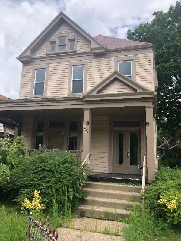 1609 Union Ave, McKeesport, PA 15132 House Rental in McKeesport, PA