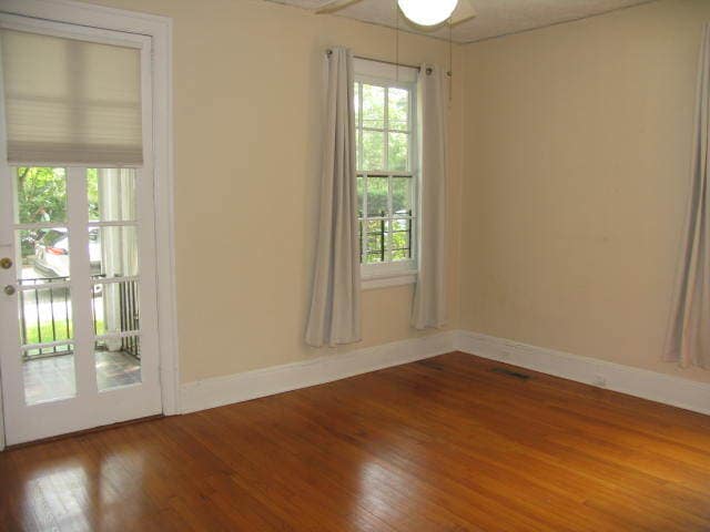 Bedroom - 524 Orme Cir NE