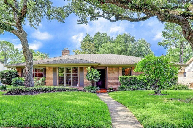 Foto del edificio - 5638 Yarwell Dr