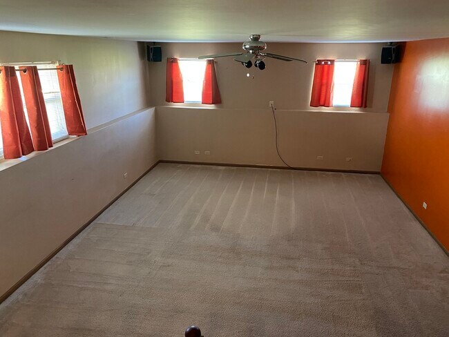 Foto del edificio - 907 Mary Byrne Dr