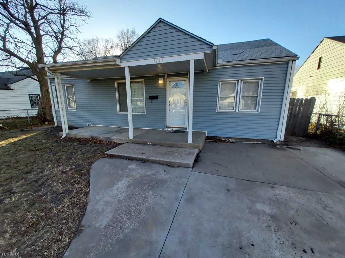 3 br, 1 bath House 1745 N Erie Ave House Rental in Wichita, KS