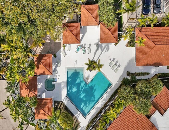 Foto del edificio - 992 NW 93rd Ave