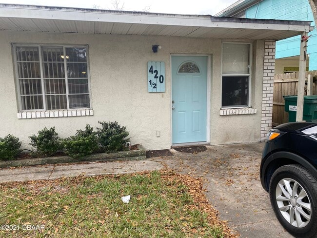 Building Photo - 420 Miriam Ave