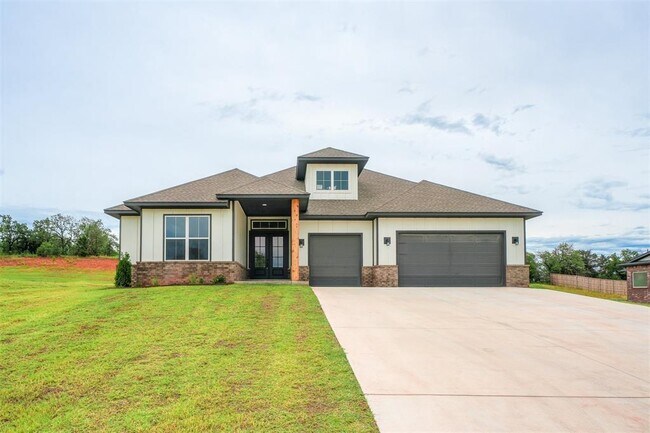 Building Photo - 11440 Blue Heron Creek