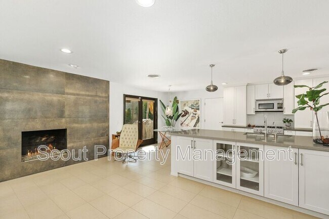 Foto del edificio - 46560 Cameo Palm Dr