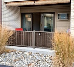 Building Photo - 330 Shore Dr