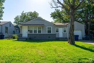 Building Photo - 1042 N Canton Ave