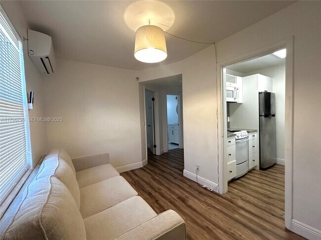 Foto del edificio - 407 NW 11th Ave