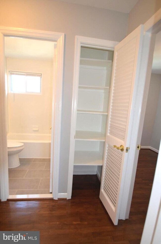 Foto del edificio - 2535 Iverson St