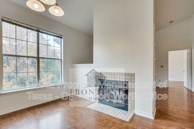 Building Photo - 1651 Ascension Bluff Dr