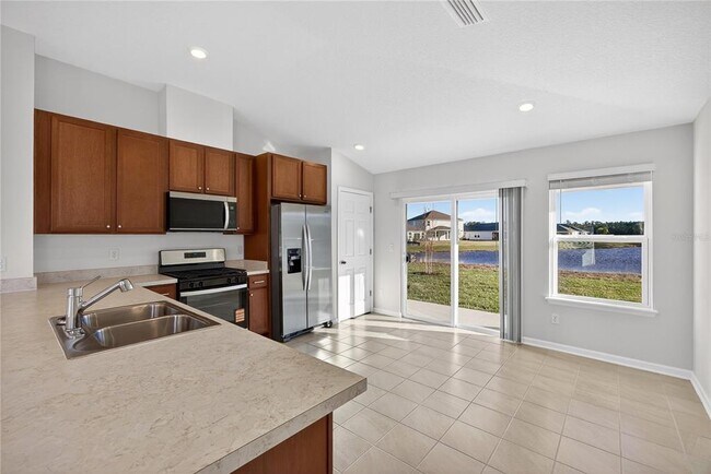 Foto del edificio - 33 Somerset Ave