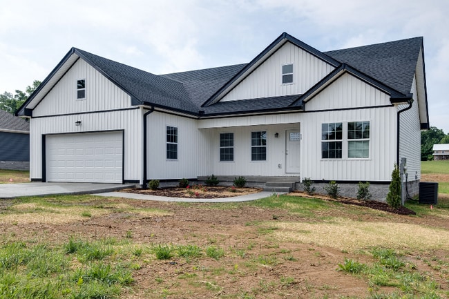 Building Photo - 644 S Tunnel Rd