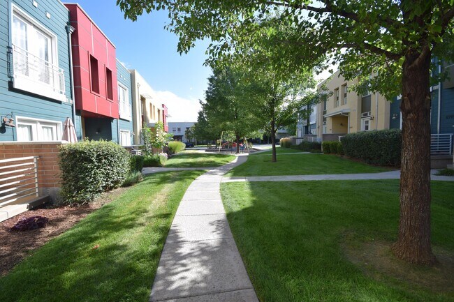 Building Photo - 11292 S Clove Ln