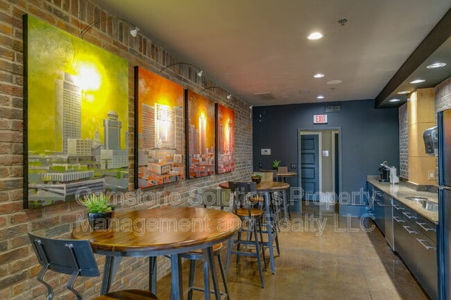 Photo - 1803 Broadway Apartment