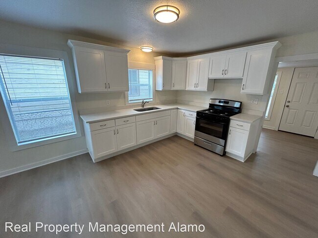 Foto del edificio - 2 br, 1 bath House - 215 Verne St